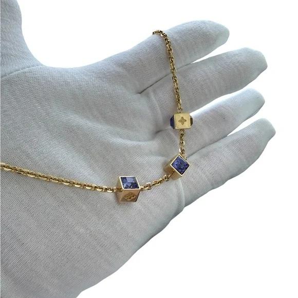 Louis Vuitton: Gold-Plated Swarovski Gamble Necklace Azur - Picture 5 of 8